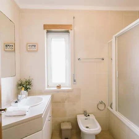 Apartamento 84 - Mar Salgado Ferrel (Leiria)