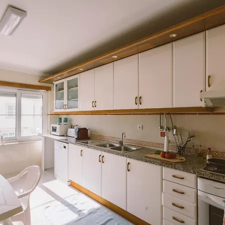 Apartamento 84 - Mar Salgado Ferrel (Leiria)